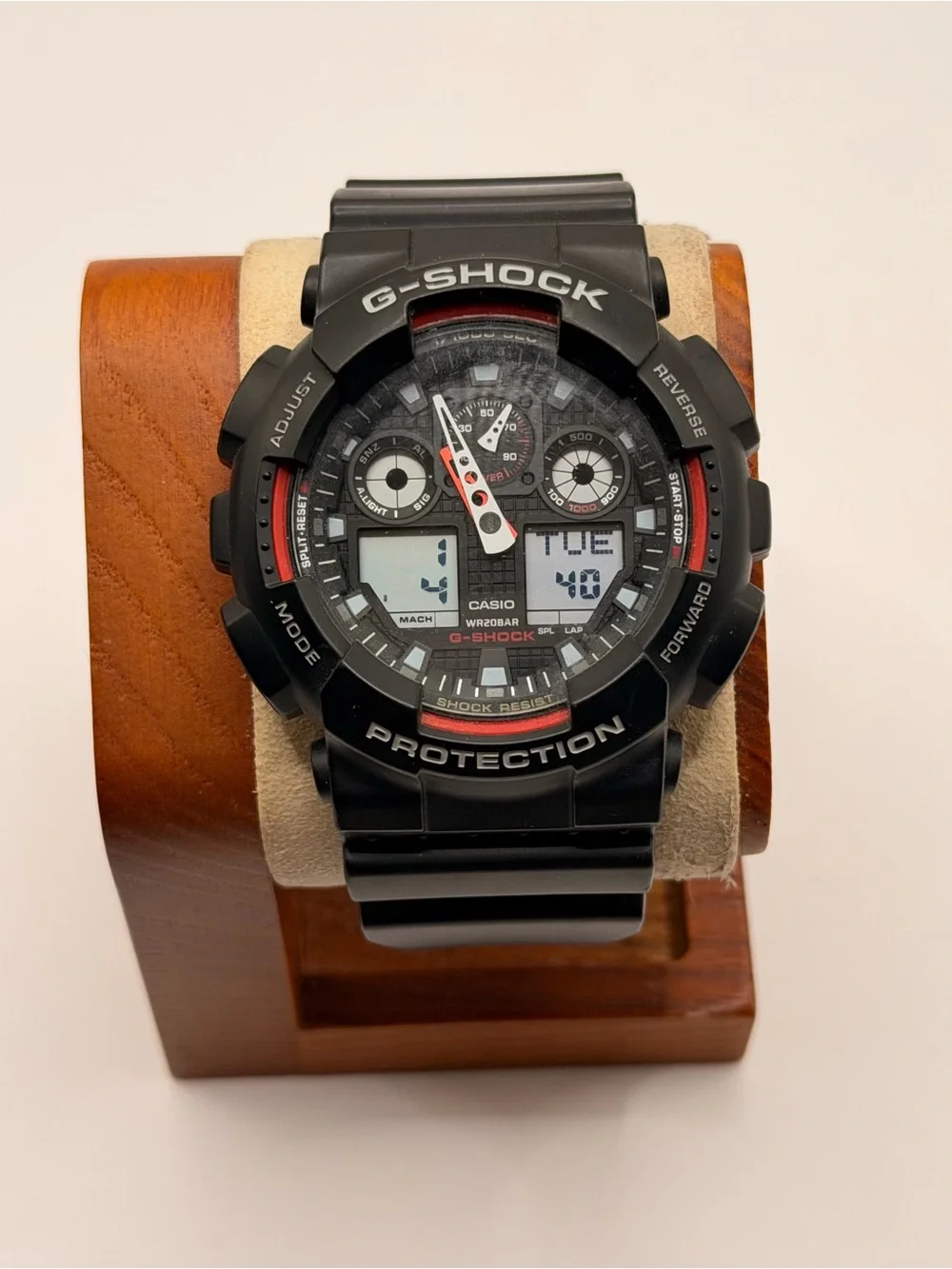 Casio G-Shock GA100-1A4, excellent, Digital &Analog Face, Black/Red